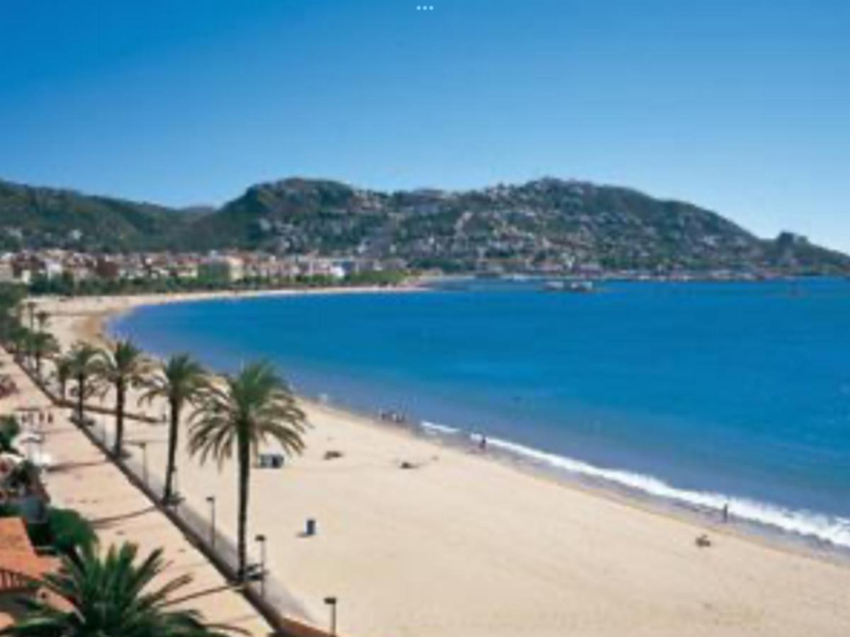 Bel Appartement Roses Plage Esterno foto